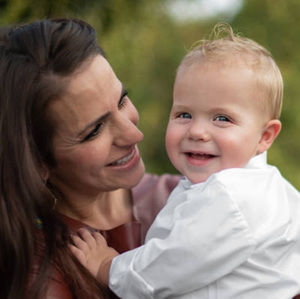 Meet your Posher, Emmy lu